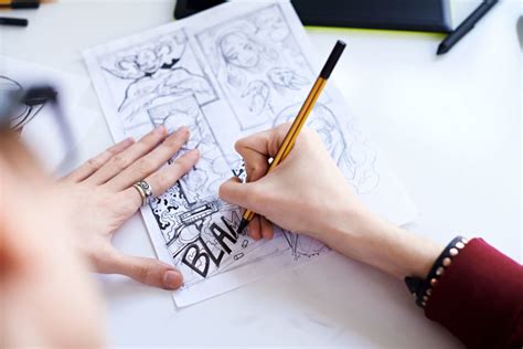 How to Draw Comic Books: A Journey into the Creative World of Graphic Novels